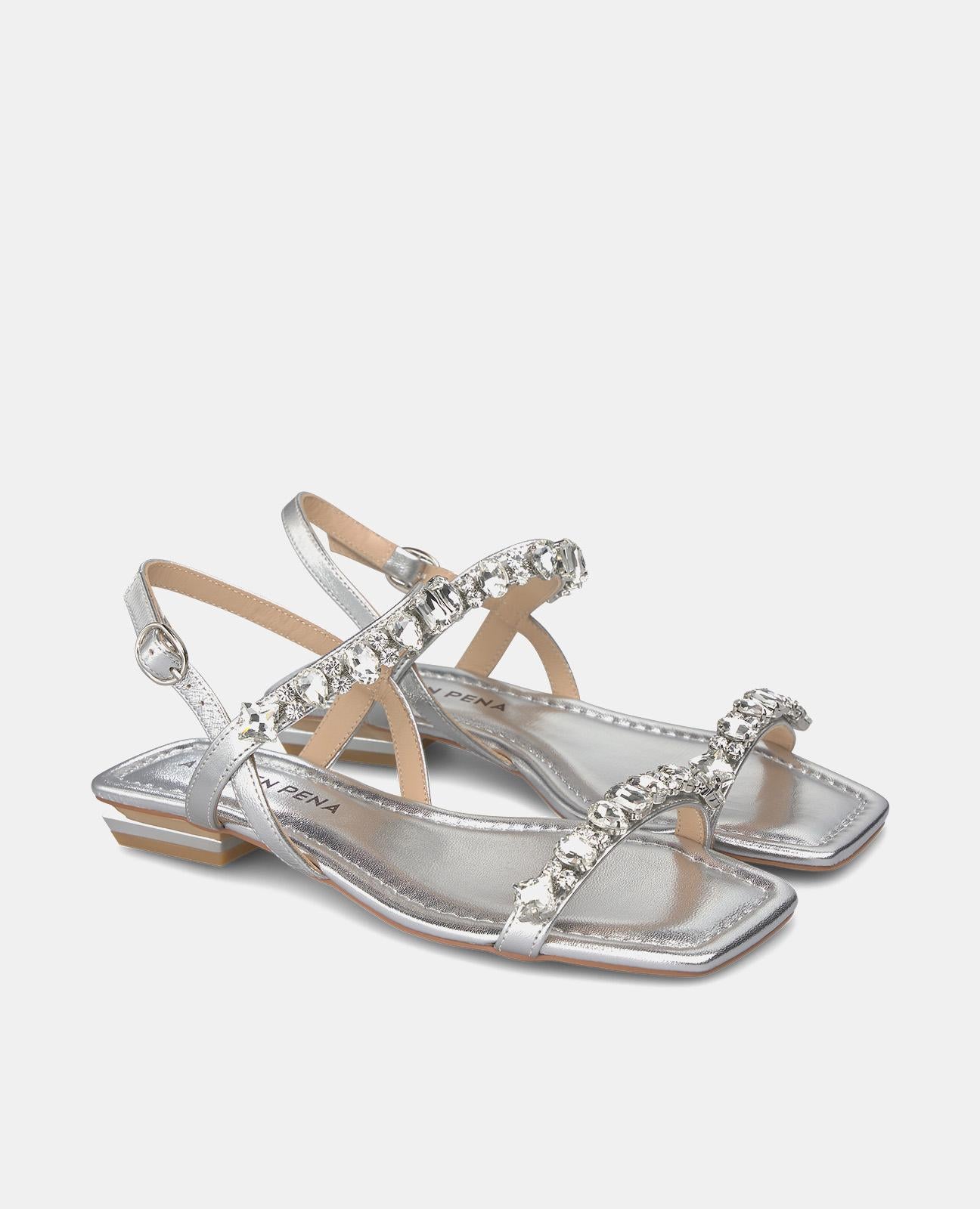 FLAT SANDAL WITH RHINESTONE STRAPS