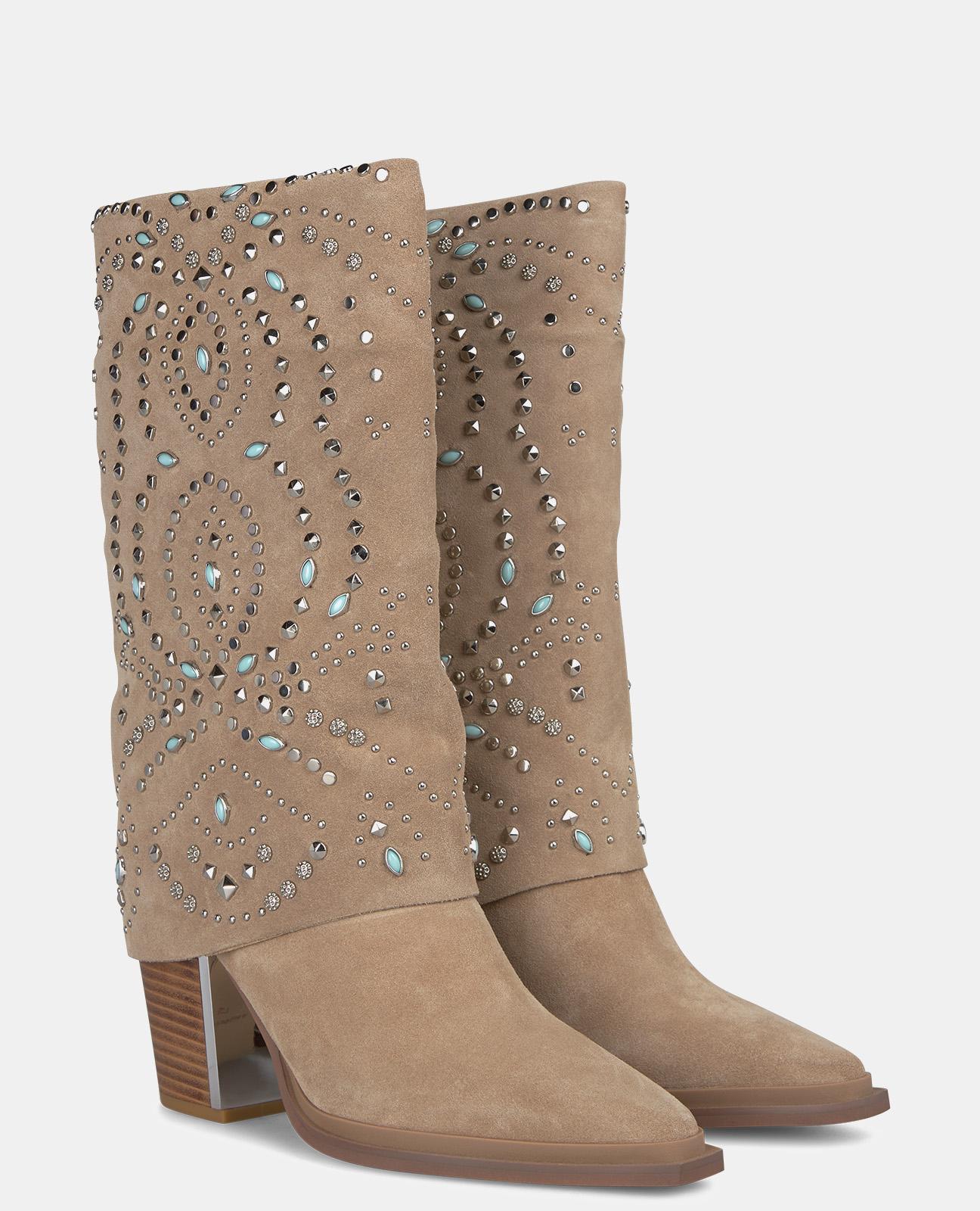 STUDDED GAITER BOOT