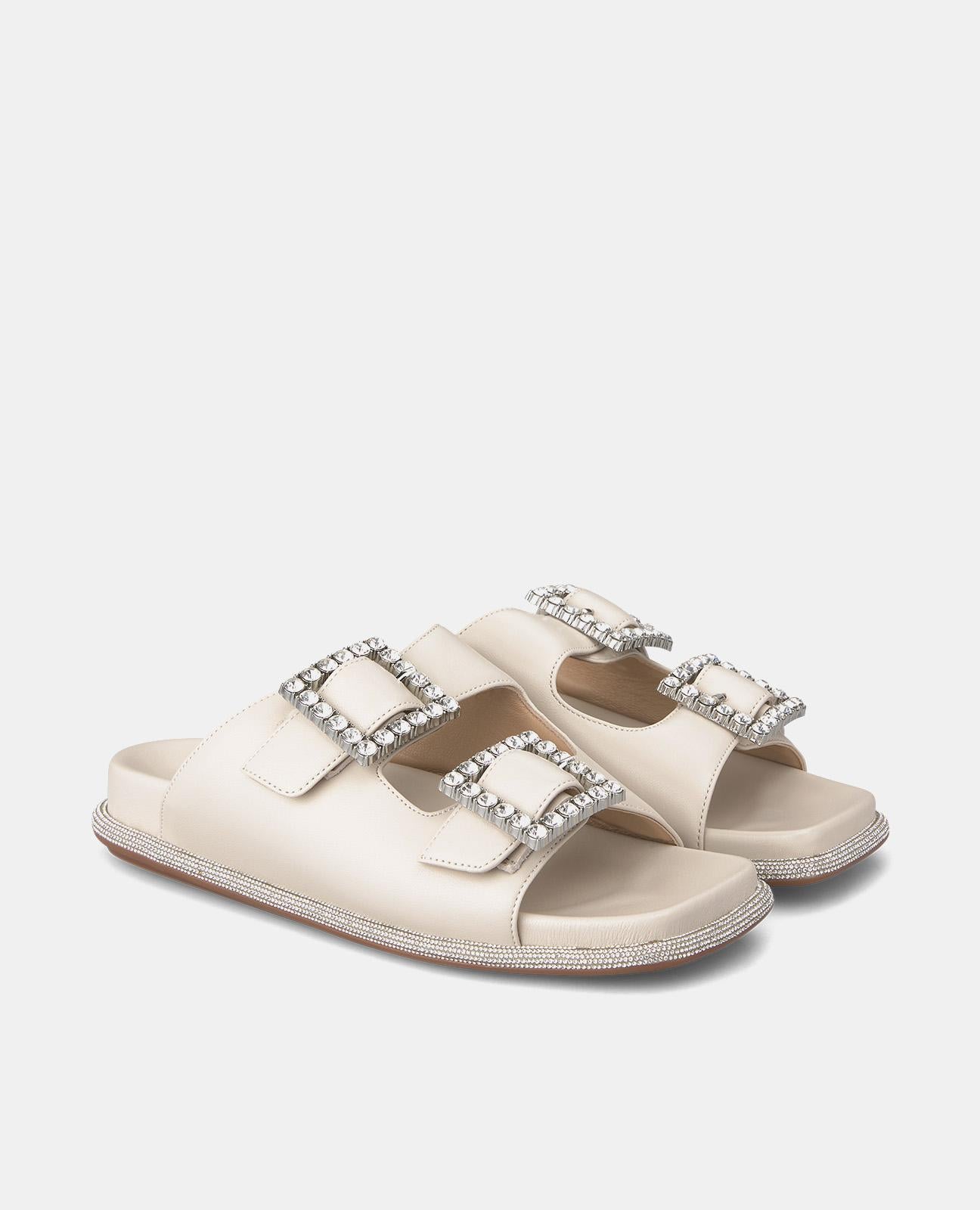 FLAT SANDAL COMFORT BUCKLES