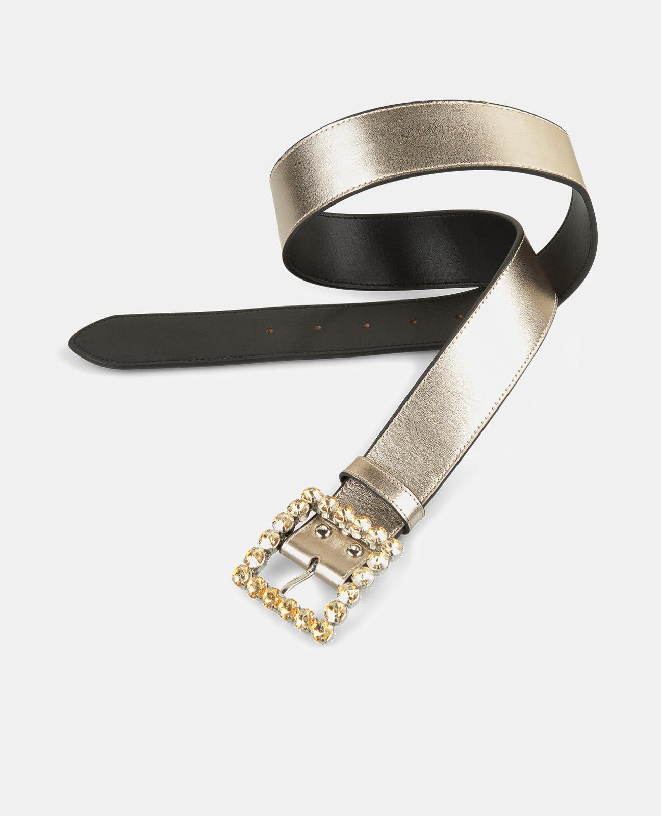 CEINTURE À BOUCLE CARRÉE