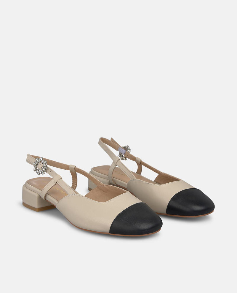 TWO-COLOR SANDAL