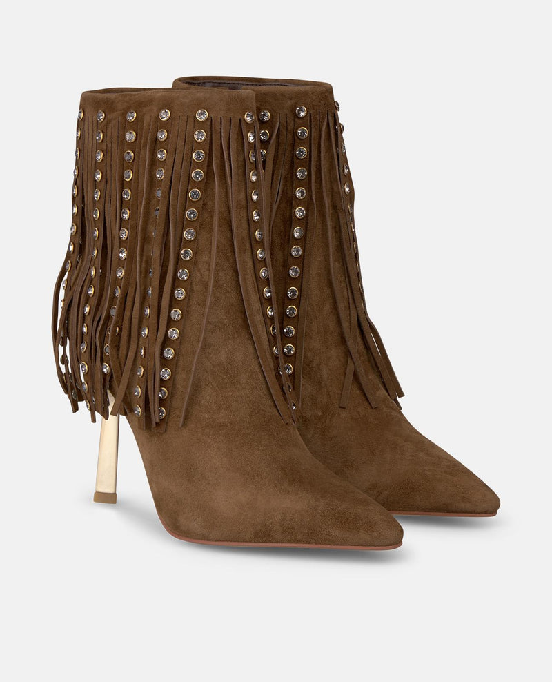 HIGH ANKLE BOOT WITH BANGS