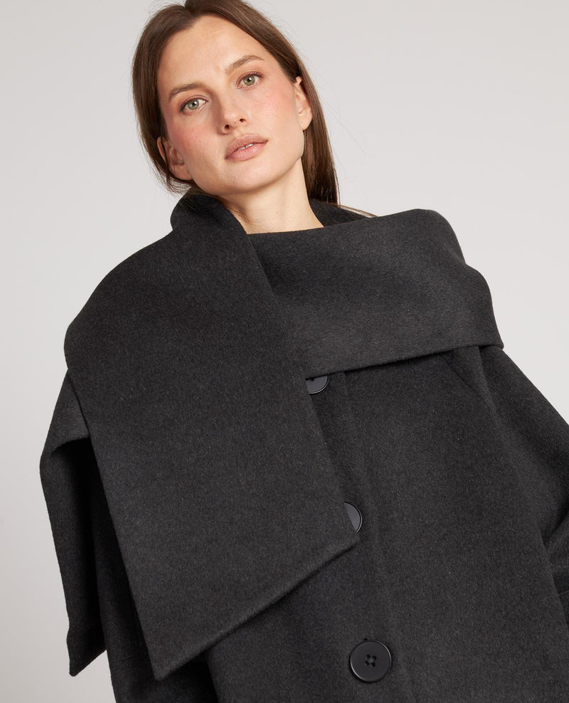 COAT WITH BUTTON SCARF