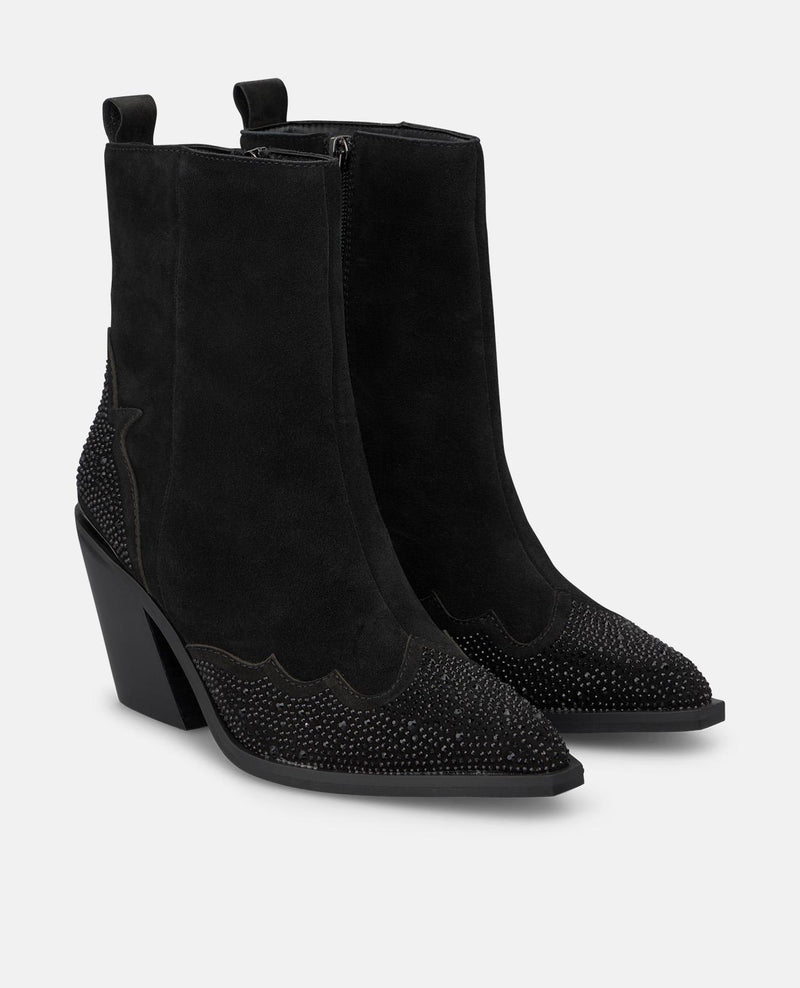 BOTÍN PUNTERA CON DETALLES