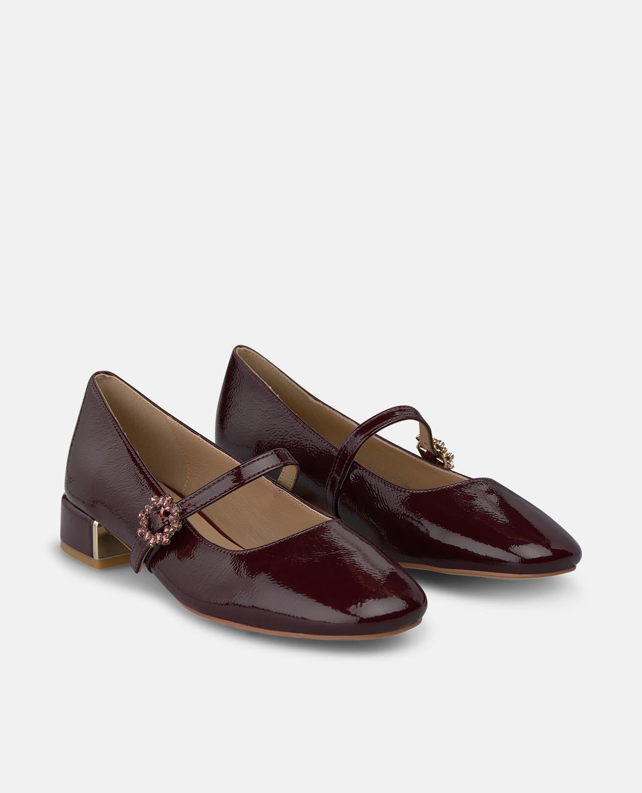 ZAPATO PLANO DE CHAROL
