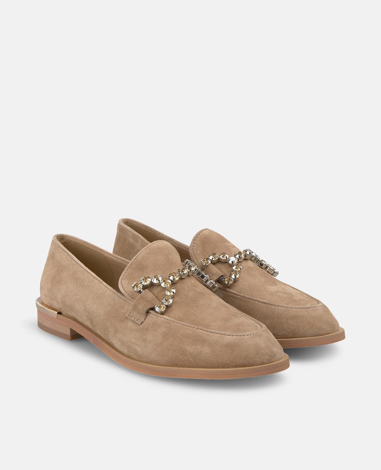 MOCASSINS COM CORRENTE NA PARTE DA FRENTE