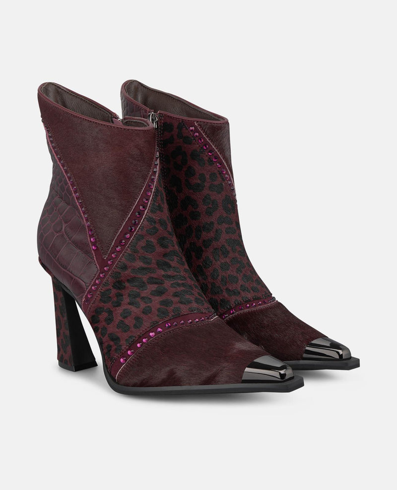 BOTA COMBINADA COM CRISTAL