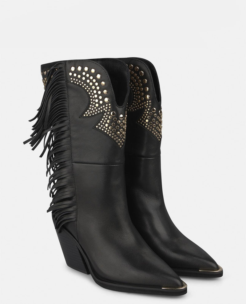 BOTA COWBOY DE PIEL CON TACHAS METÁLICAS