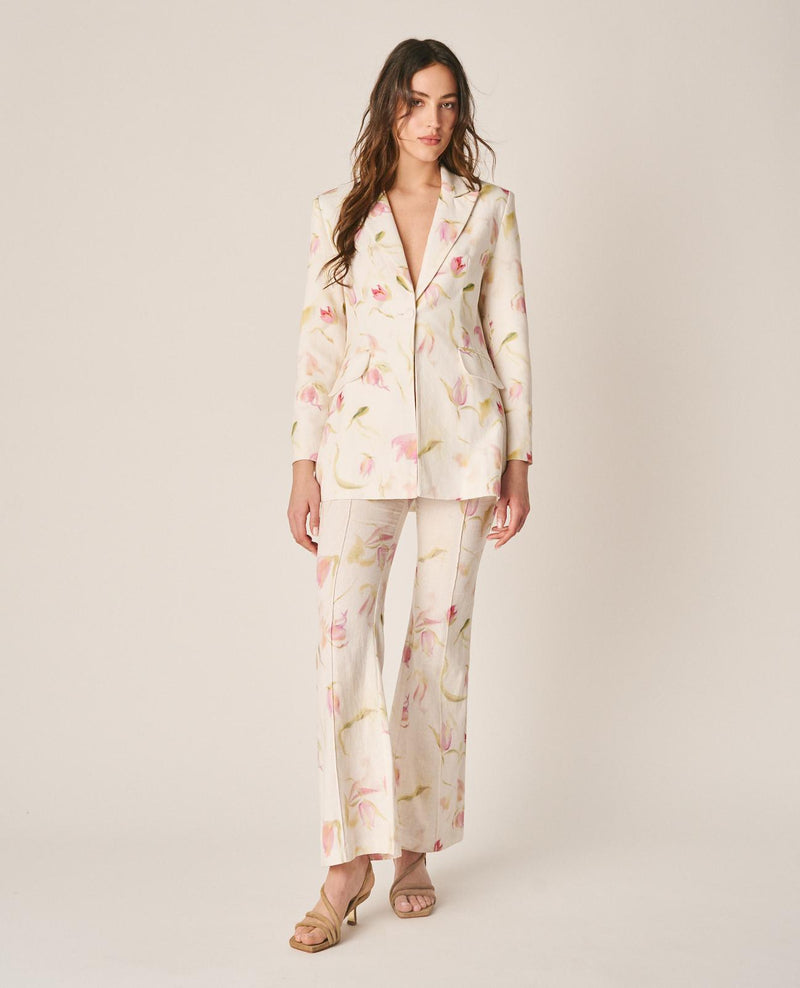 BLAZER COM PORMENORES ESTAMPADOS