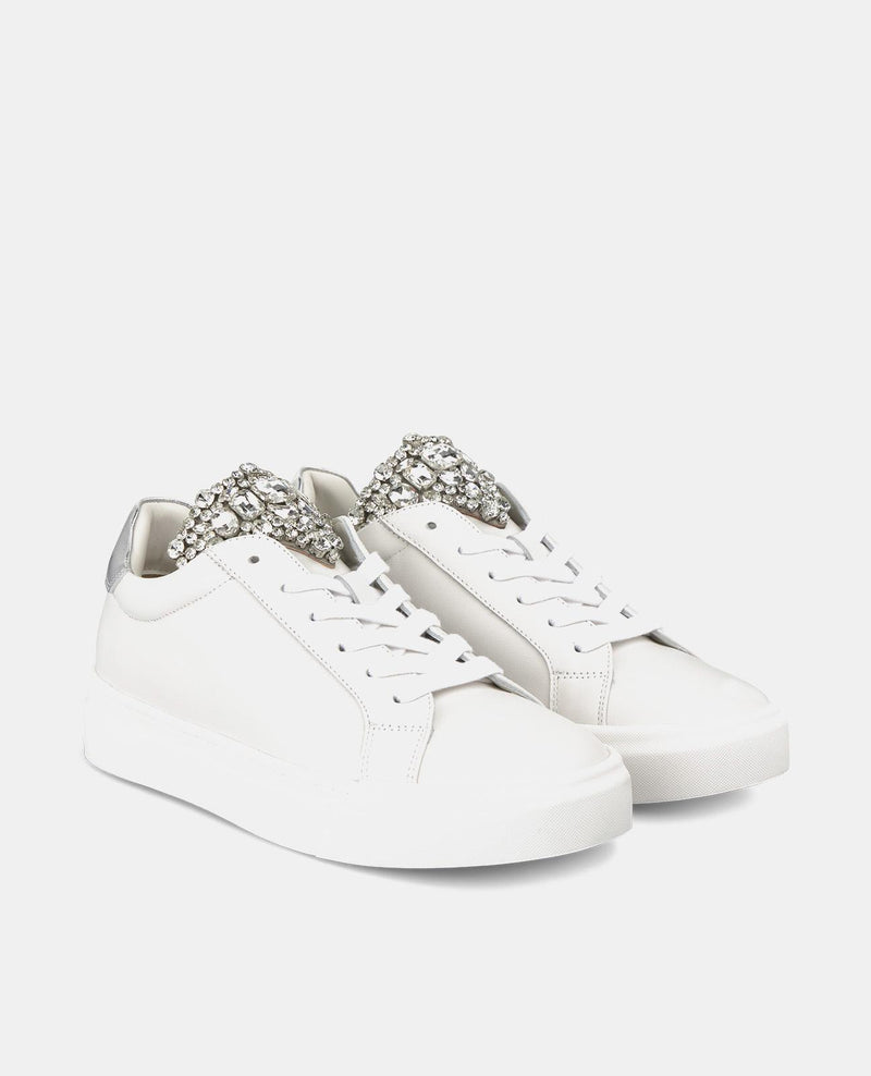 PANTOUFLES AVEC PERLES BRILLANTES