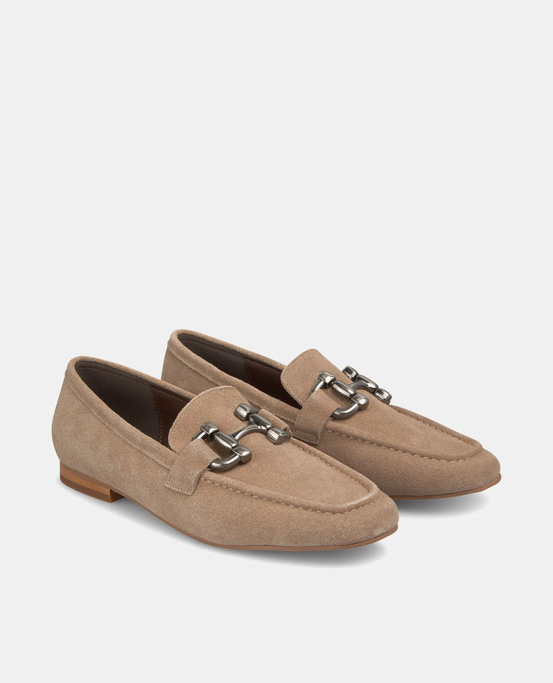 MOCCASIN WITH METAL STIRRUPS