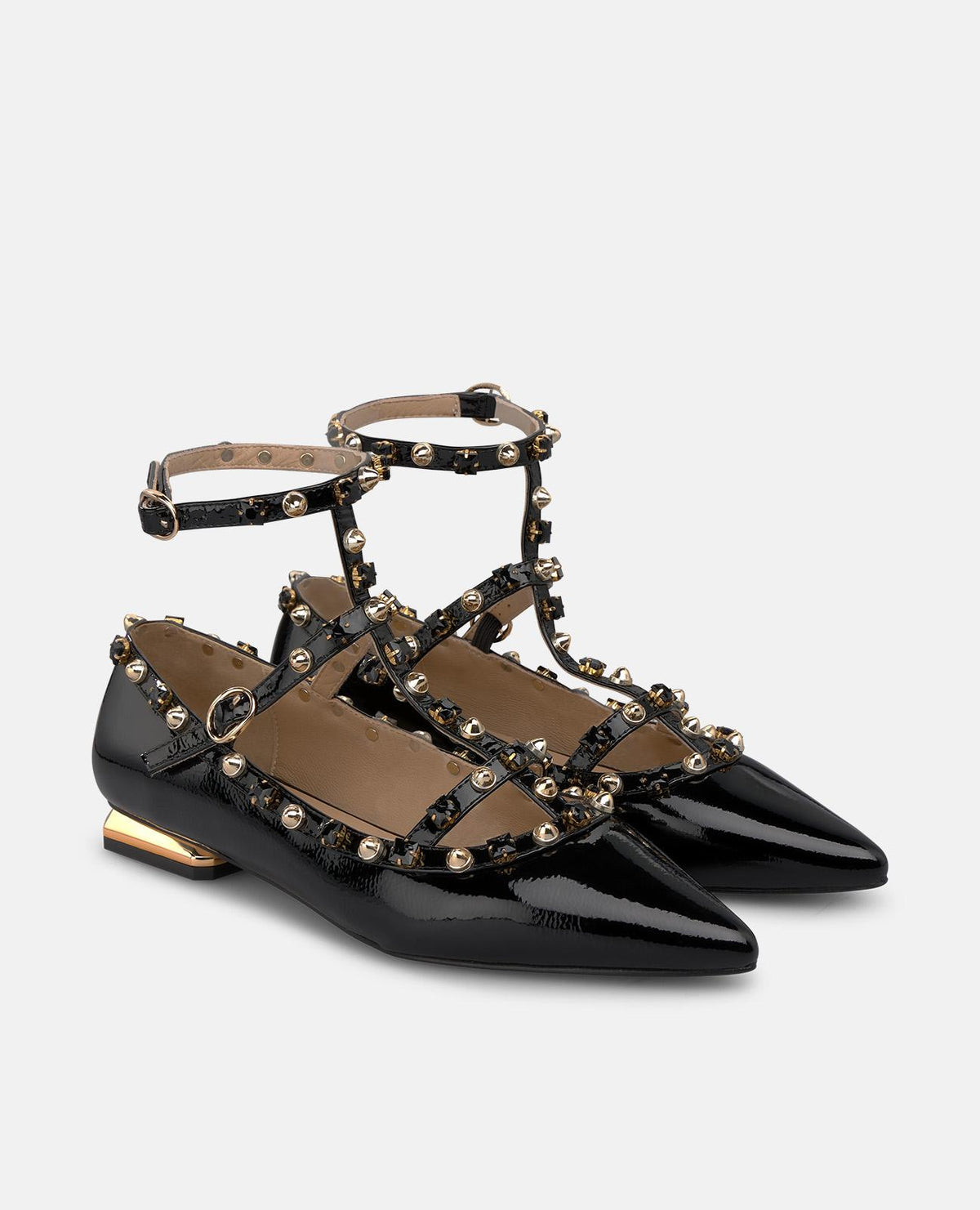 PATENT LEATHER FLATS