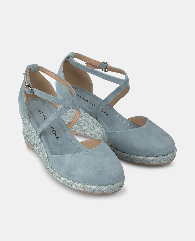 ZAPATO CUÑA TIRAS CRUZADAS