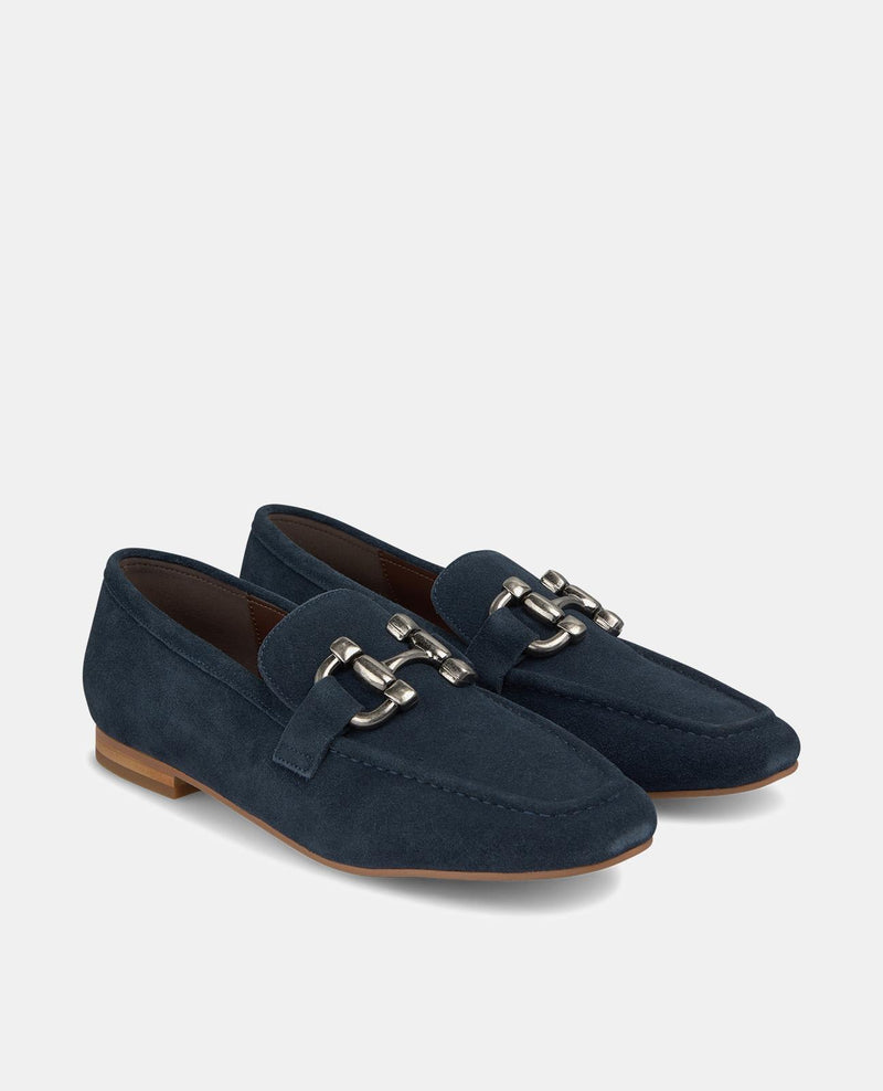 MOCCASIN WITH METAL STIRRUPS