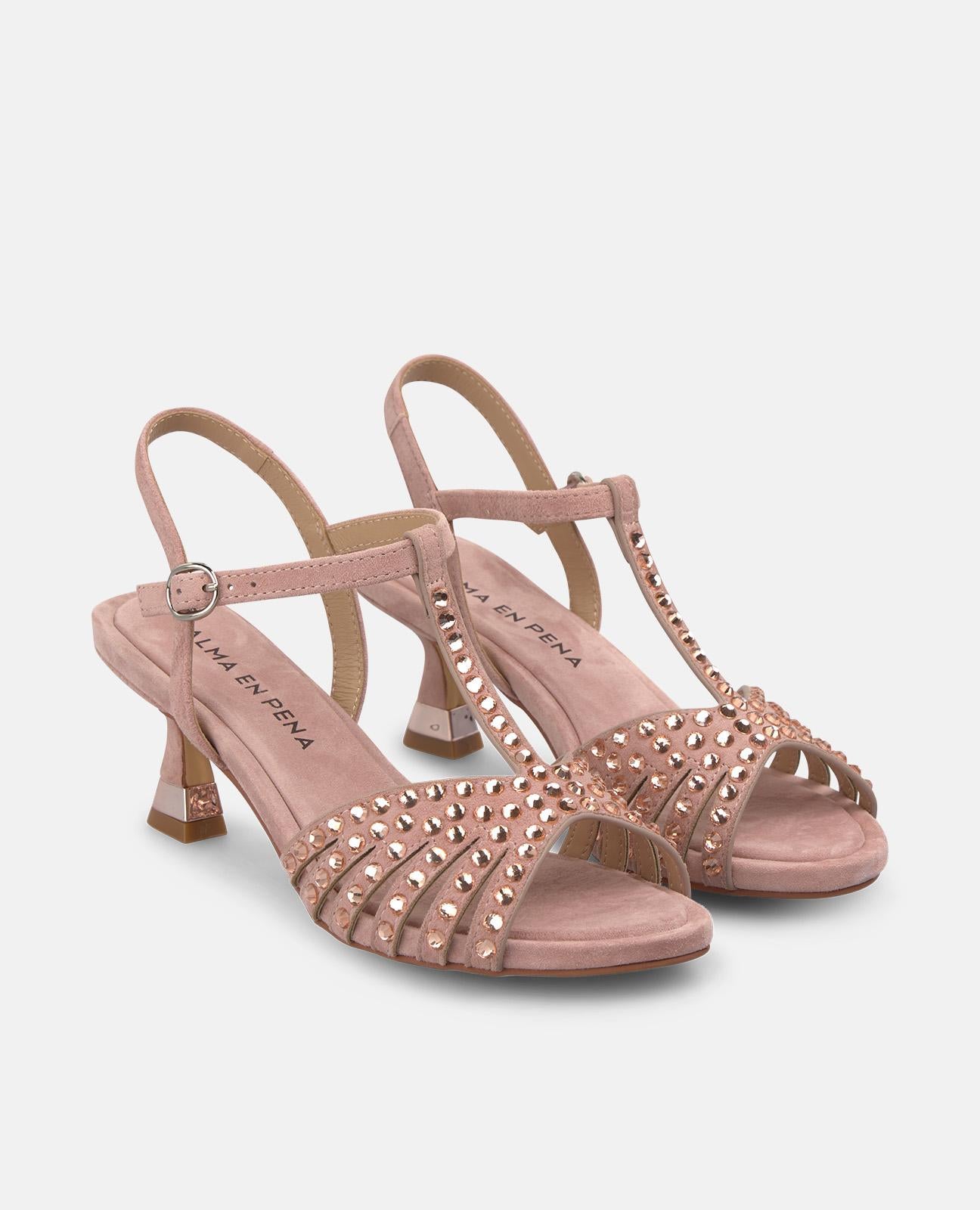 SANDALIA CON TIRAS Y PEDRERIA