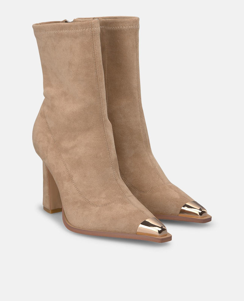 BOTÍN TACÓN DE EMBUDO