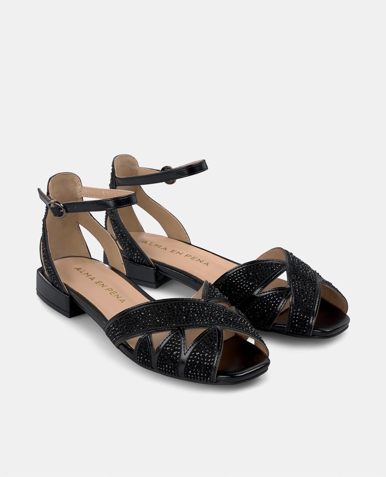 SANDALIA PLANA ABERTURA PEDRERÍA