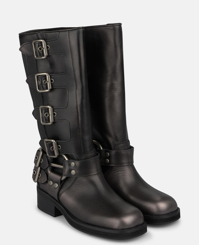 BOTA DE ANTE CON HEBILLAS