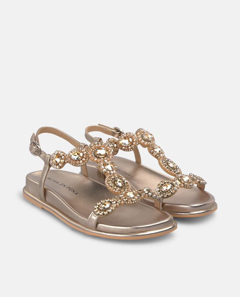 FLAT SANDAL WITH LOW JEWELRY DETAIL