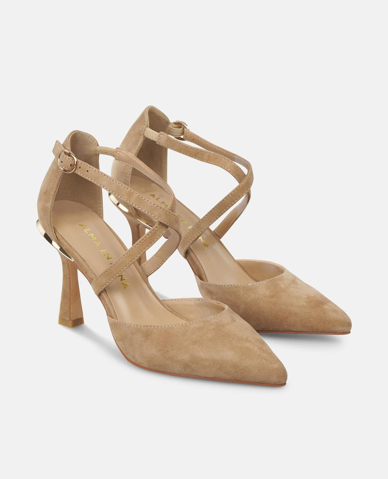 SCHUH MIT GEKREUZTEN ABSÄTZEN