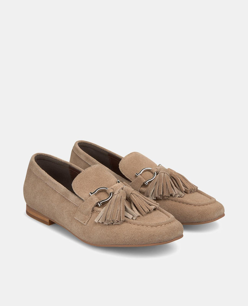 TASSELED MOCCASIN