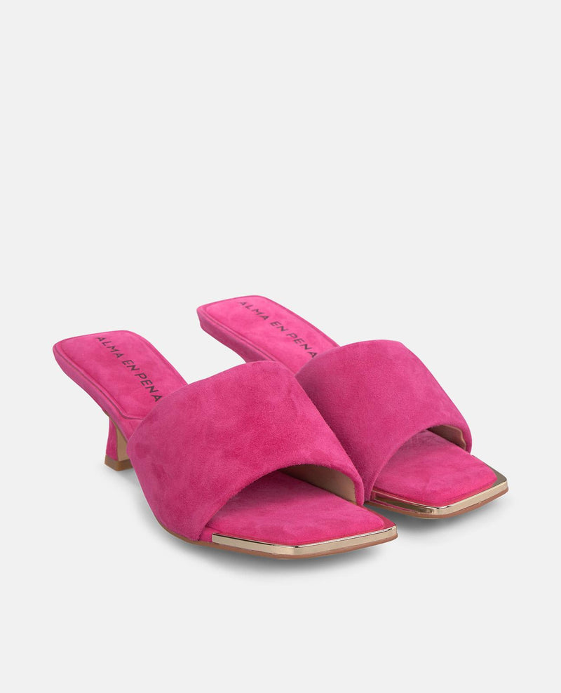 SANDALIA TACON MEDIO TIRA ANCHA