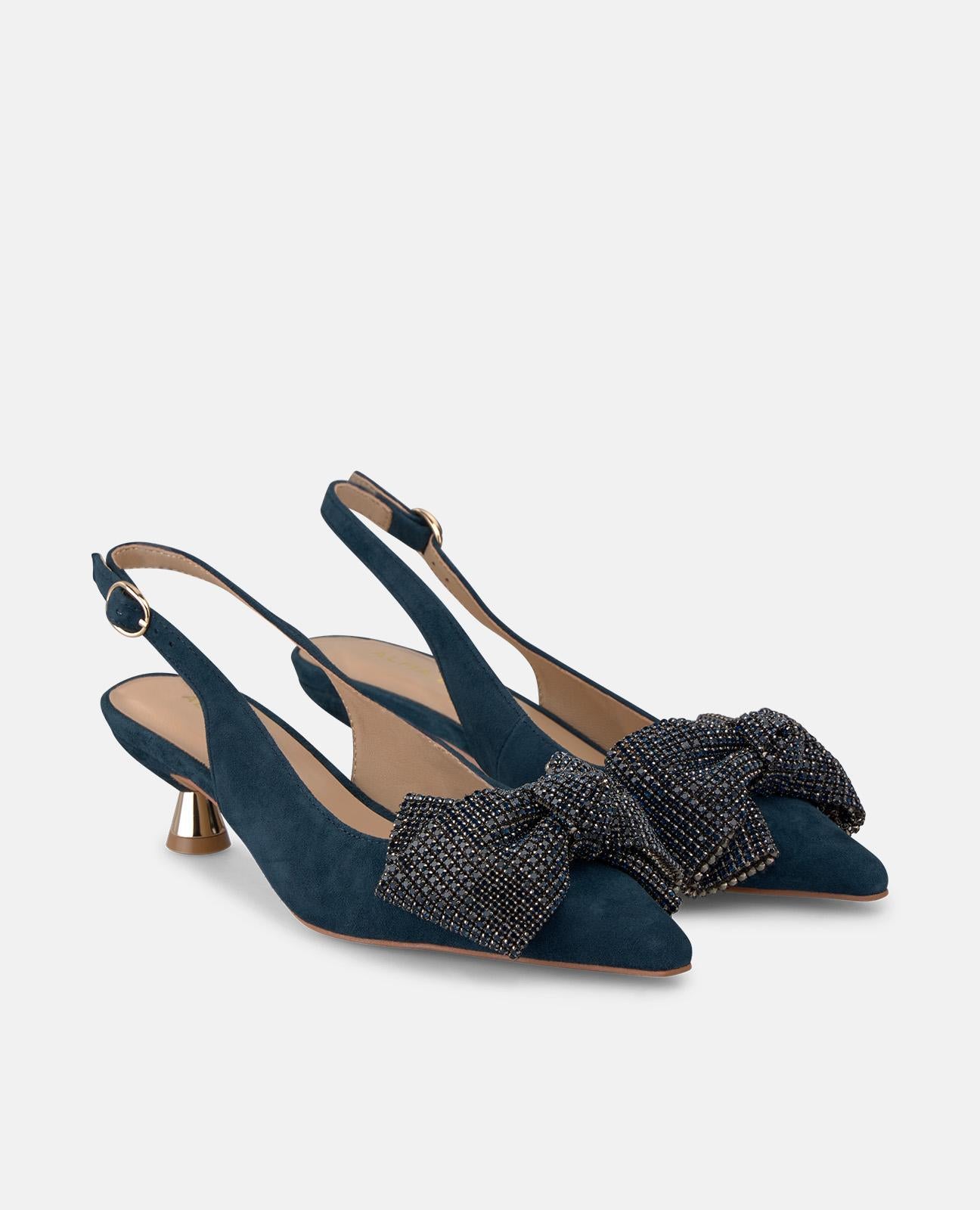 CHAUSSURE À MINI-BOUCLES