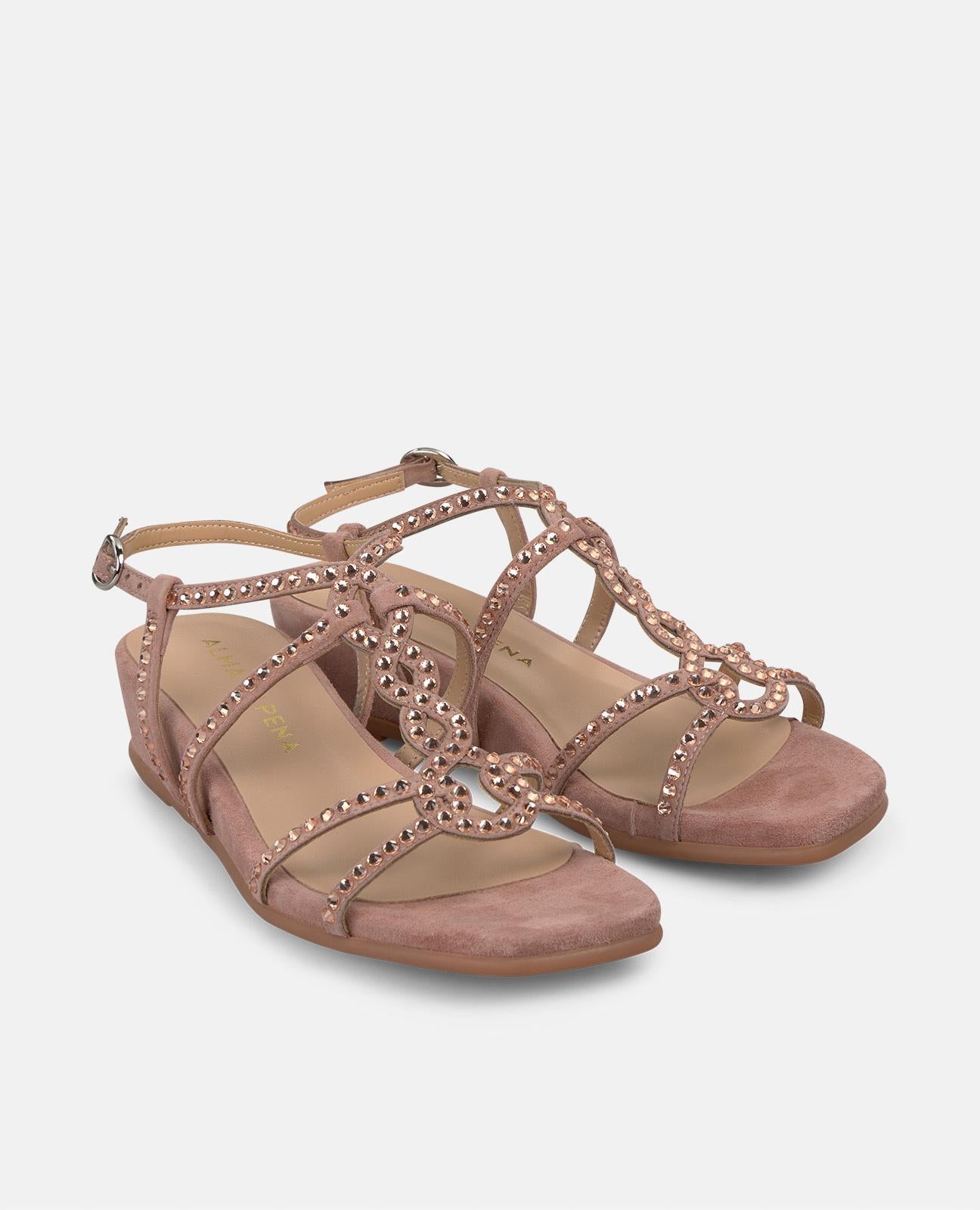 SANDALIA TIRAS ENTRELAZADAS CUÑA