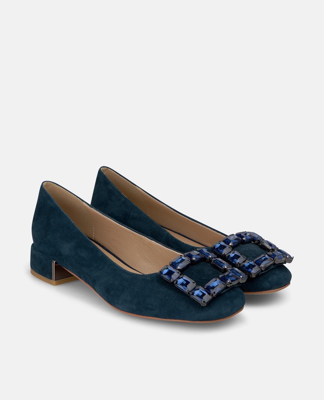 ZAPATO ANTE CON ADORNO FRONTAL