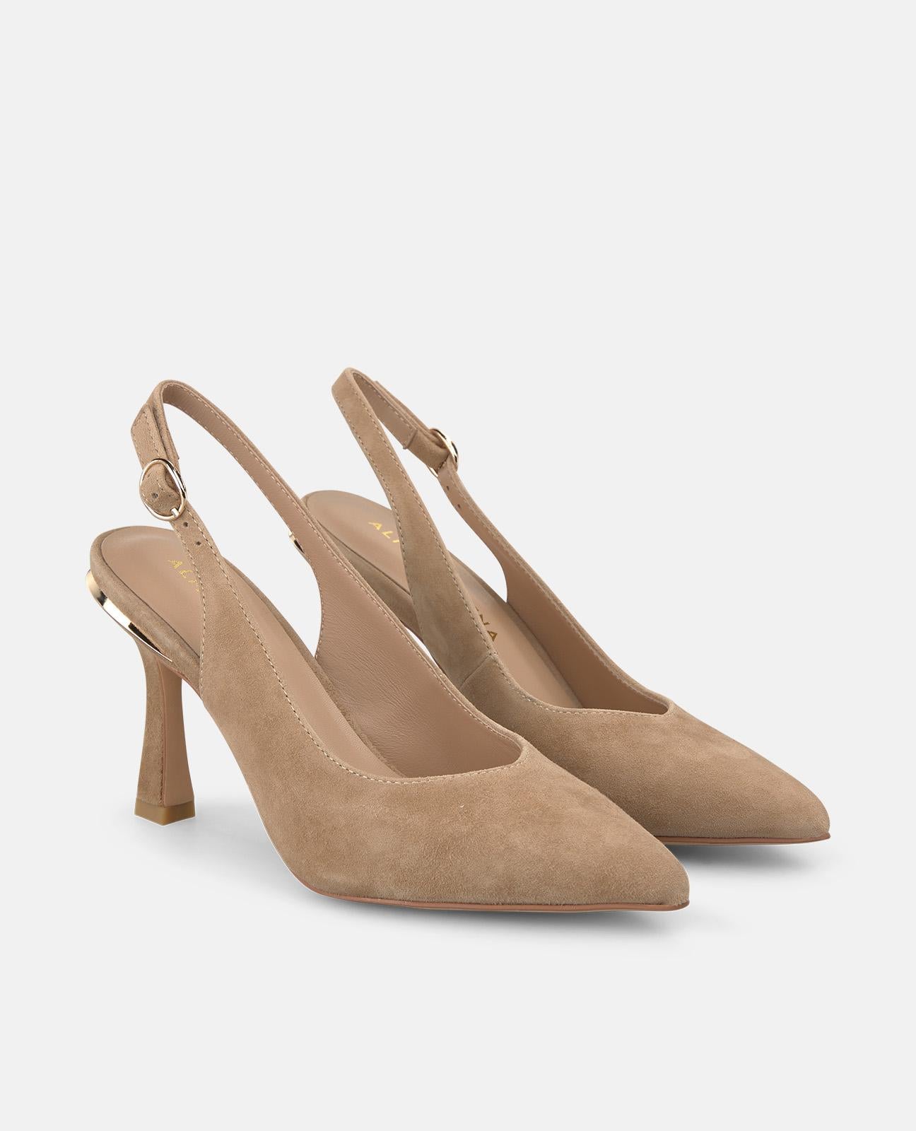 SONDERAUSSTELLUNG FÜR ABGESCHÄRFTES LEDER