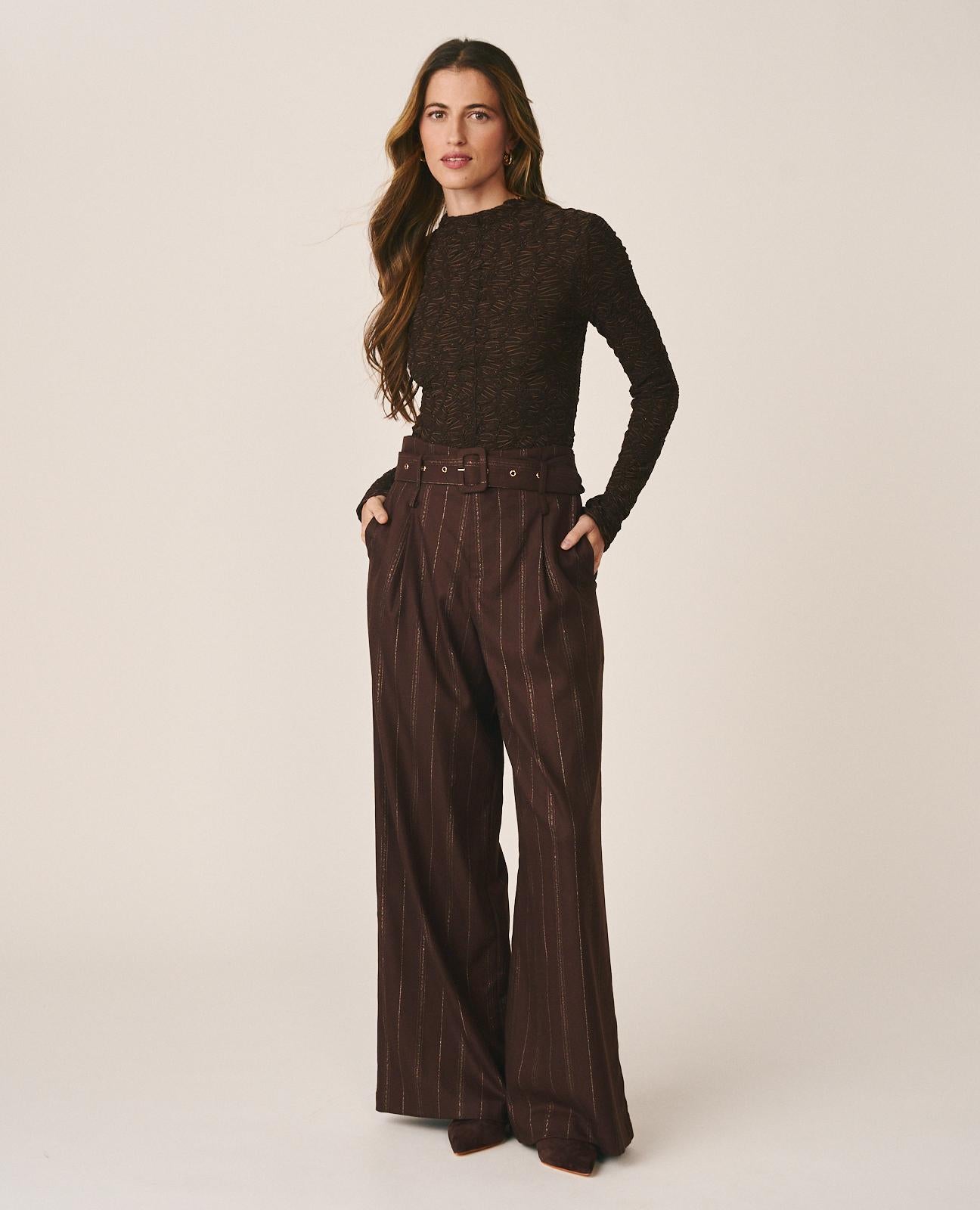 TOP TEXTURIZADO CUELLO PERKINS