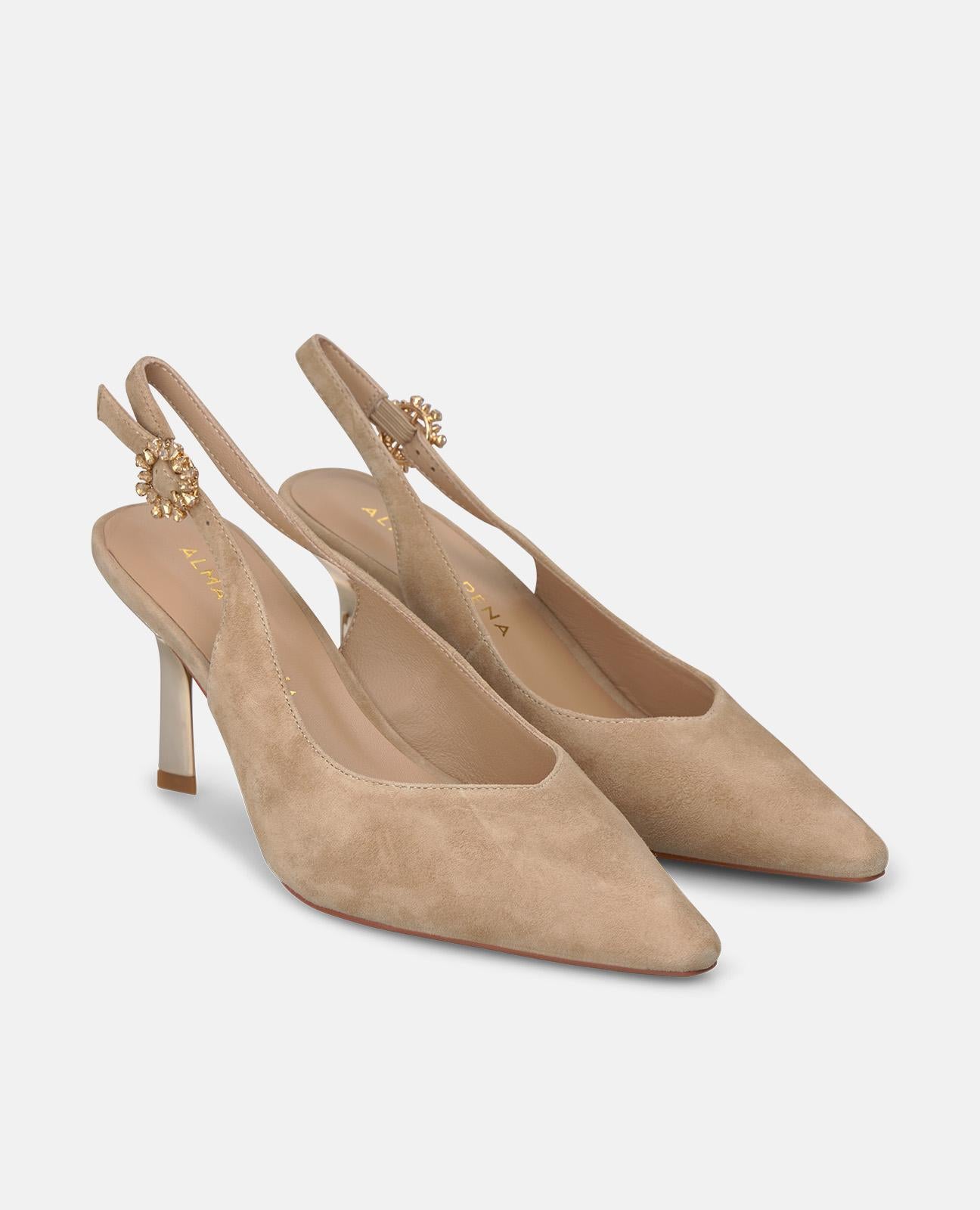 ZAPATO DESTALONADO DE ANTE CON PULSERA