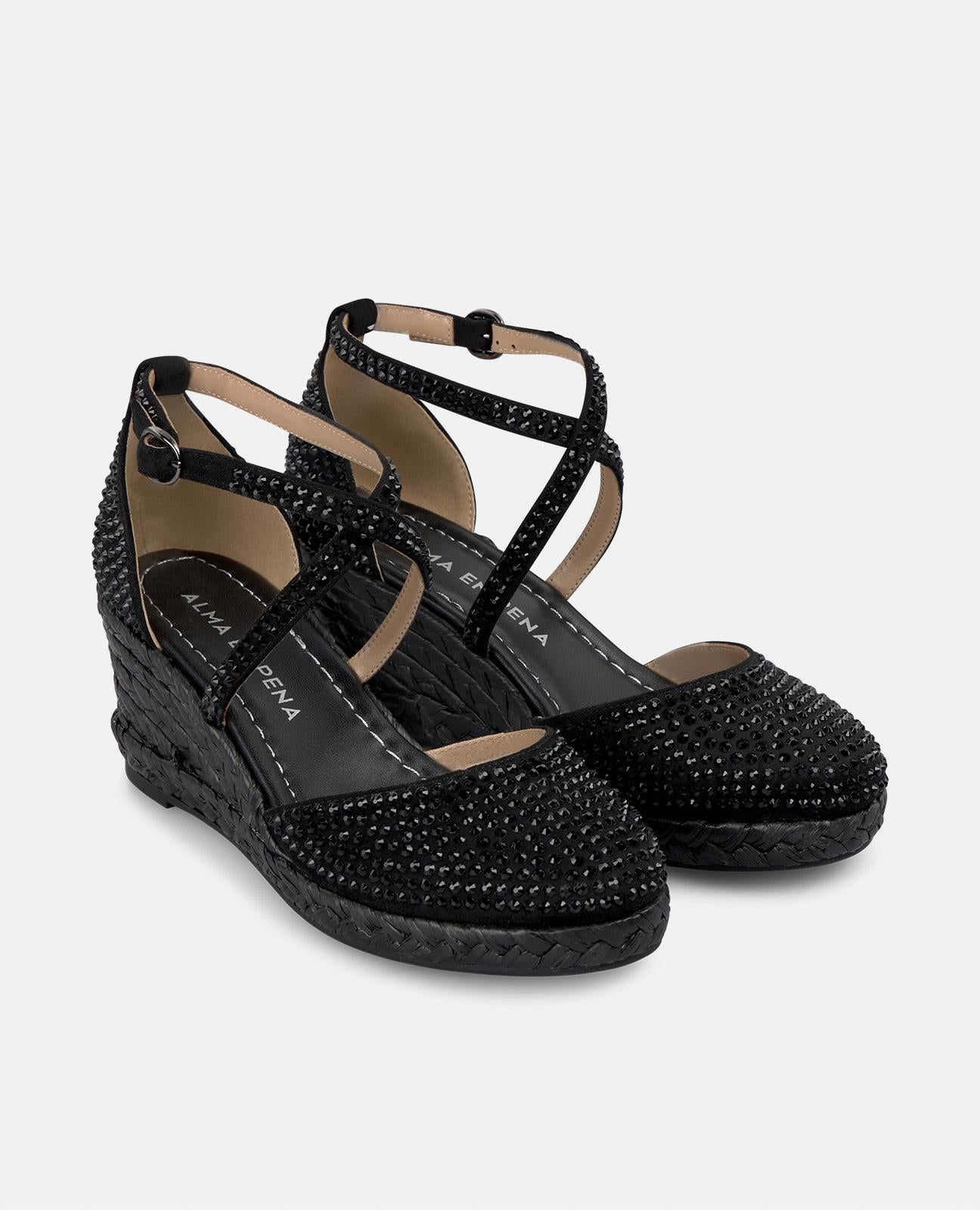 CUÑA CUBIERTA DE BRILLOS