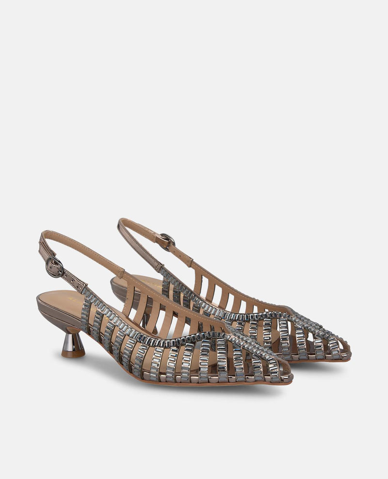 KITTEN HEEL SLIP-ON SHOE