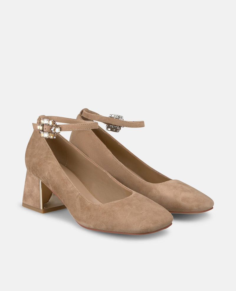 SCARPA CON FIBBIA E STRASS