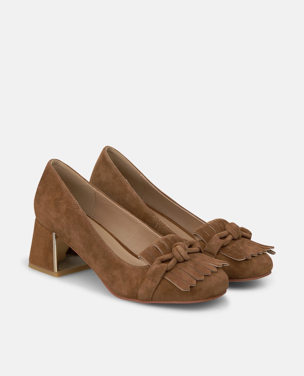 ZAPATO DE ANTE CON FLECOS
