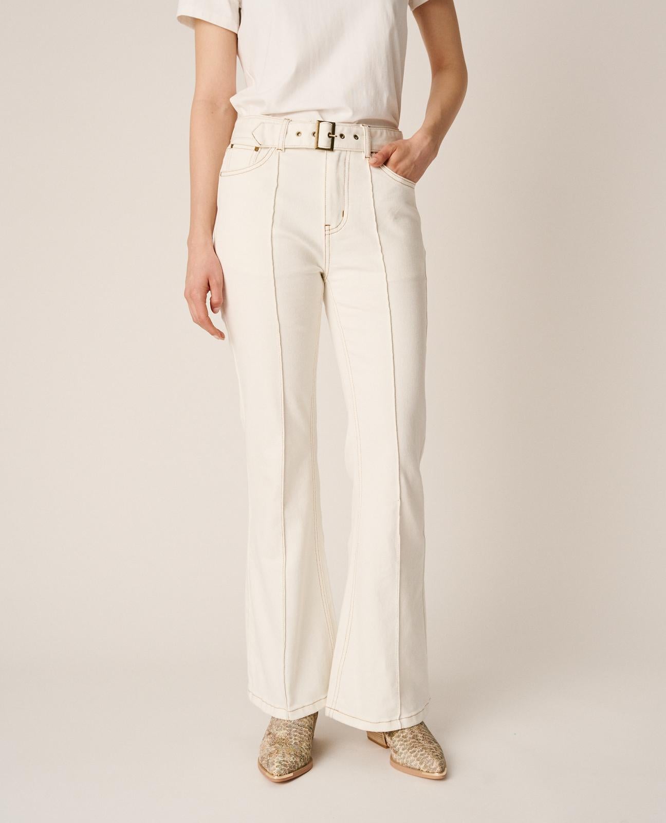 PANTALÓN FLARE DEMIN