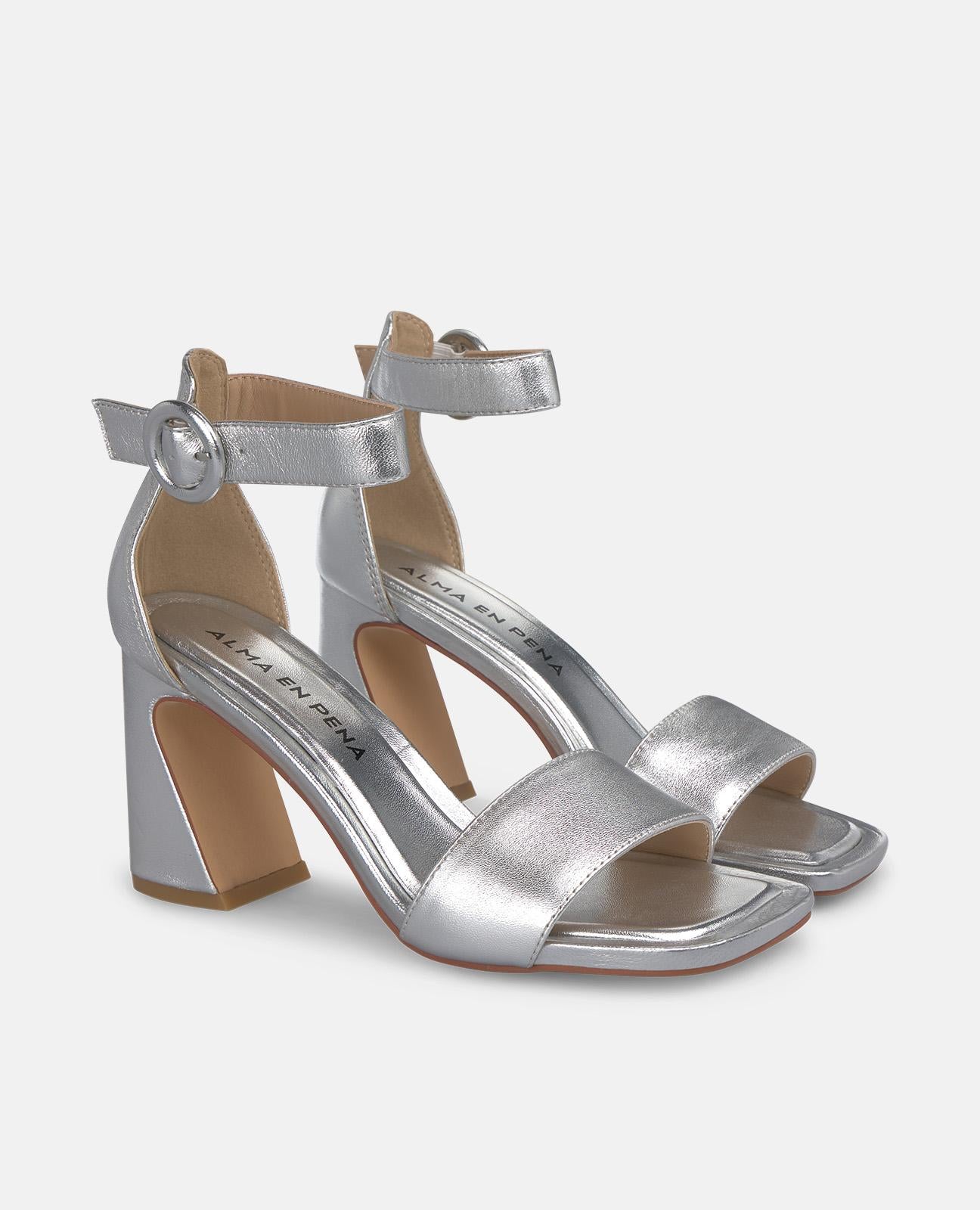 SANDALIA PULSERA TACÓN