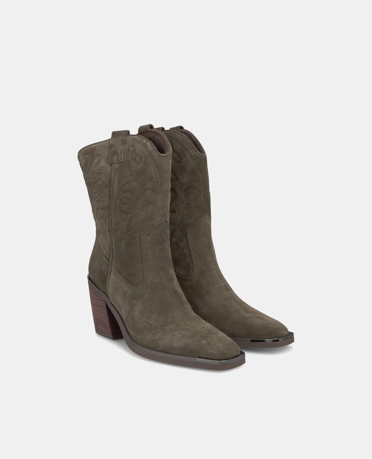 BOTA DE COWBOY DE BIQUEIRA QUADRADA