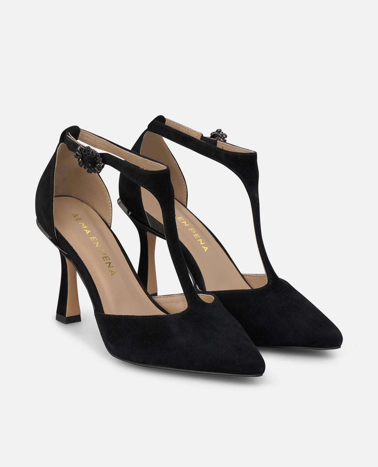 ZAPATO TACÓN PIEL CON HEBILLA