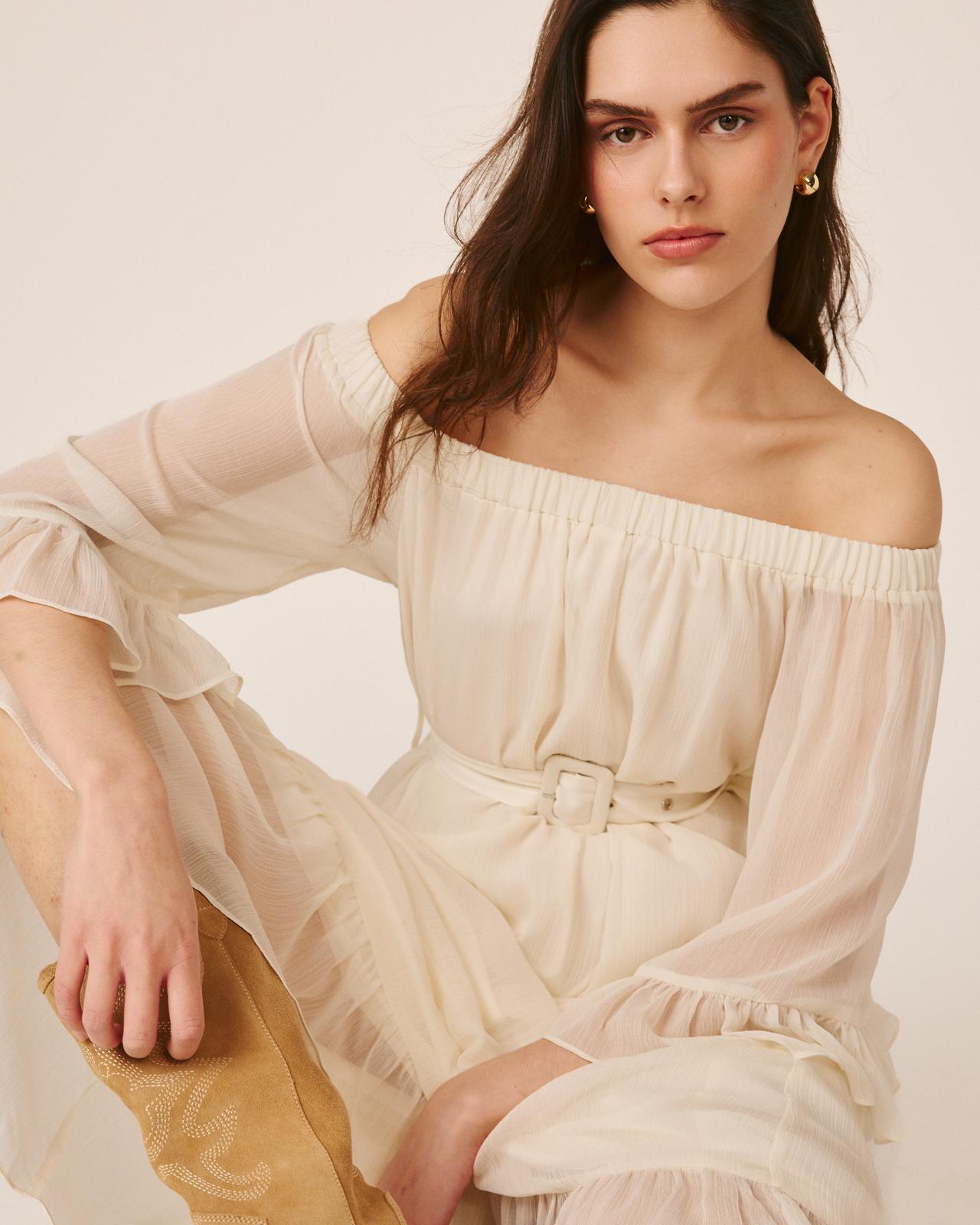 VESTIDO MÉDIO COM MANGAS FOLHADAS