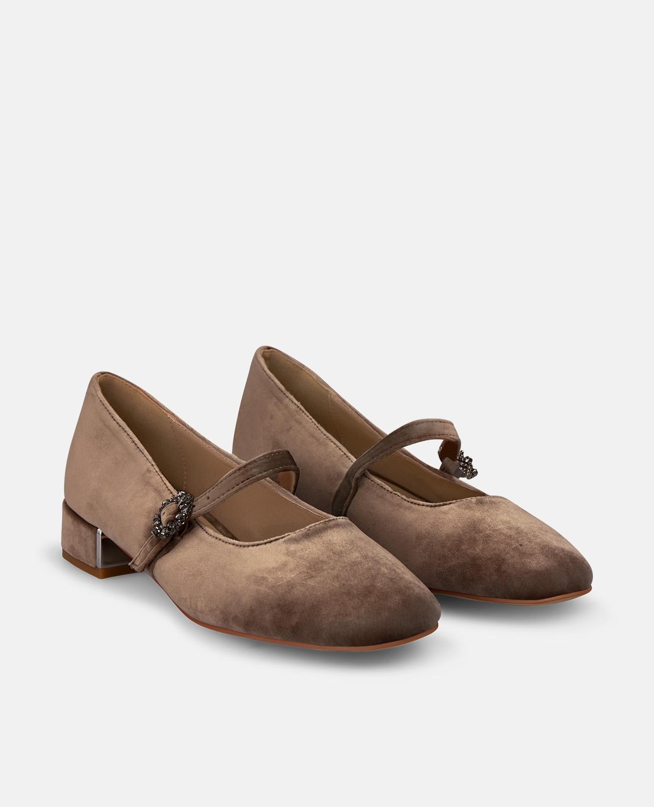 ZAPATO PLANO DE TERCIOPELO