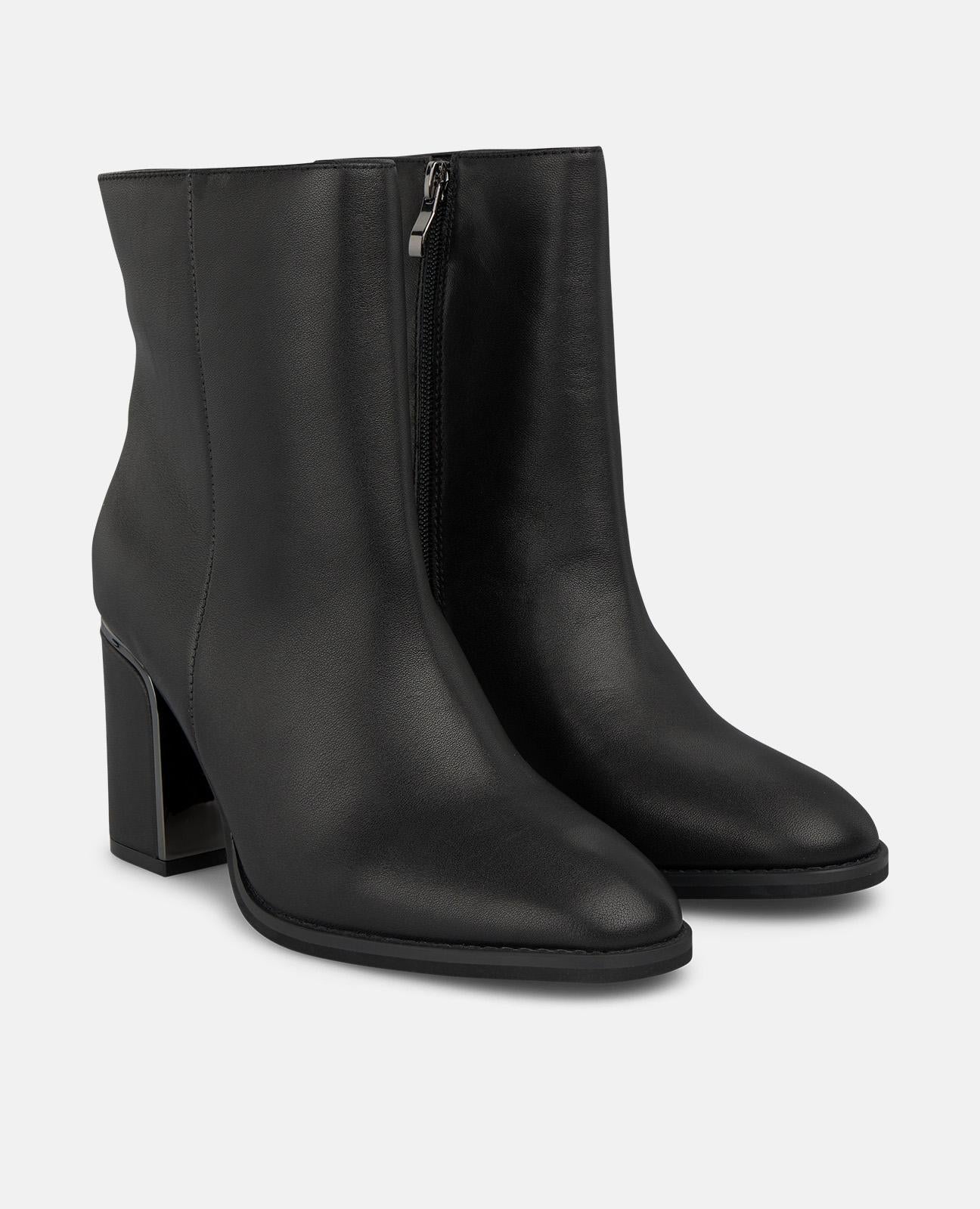 BOTTE DE CHEVILLE AVEC TALON