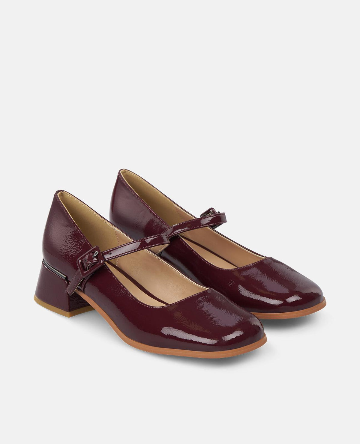 ZAPATO TACÓN BAJO TIRA