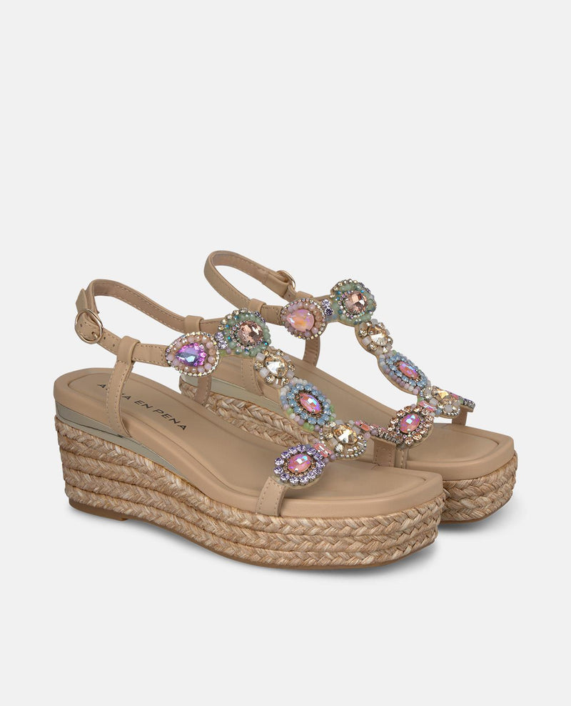 SANDALIA CON PEDRERIA CIRCULAR