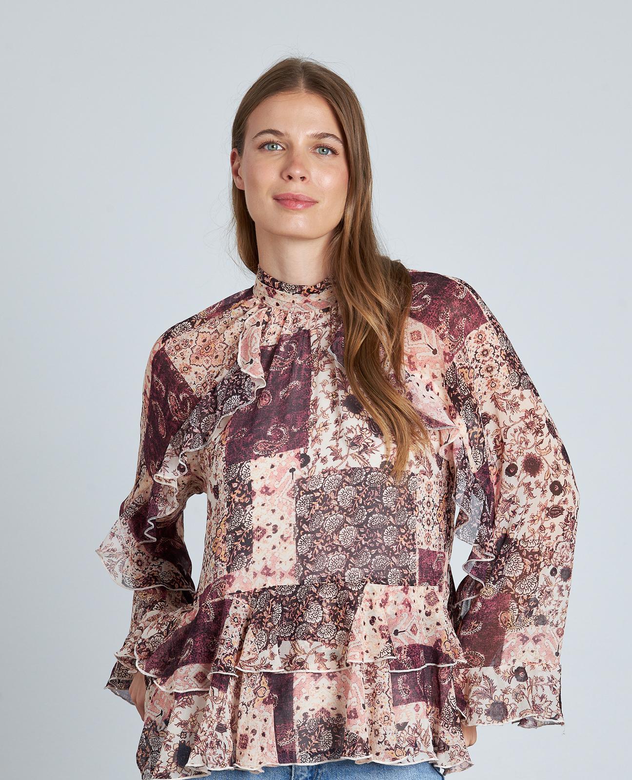 BLUSA ESTAMPADA VOLANTES