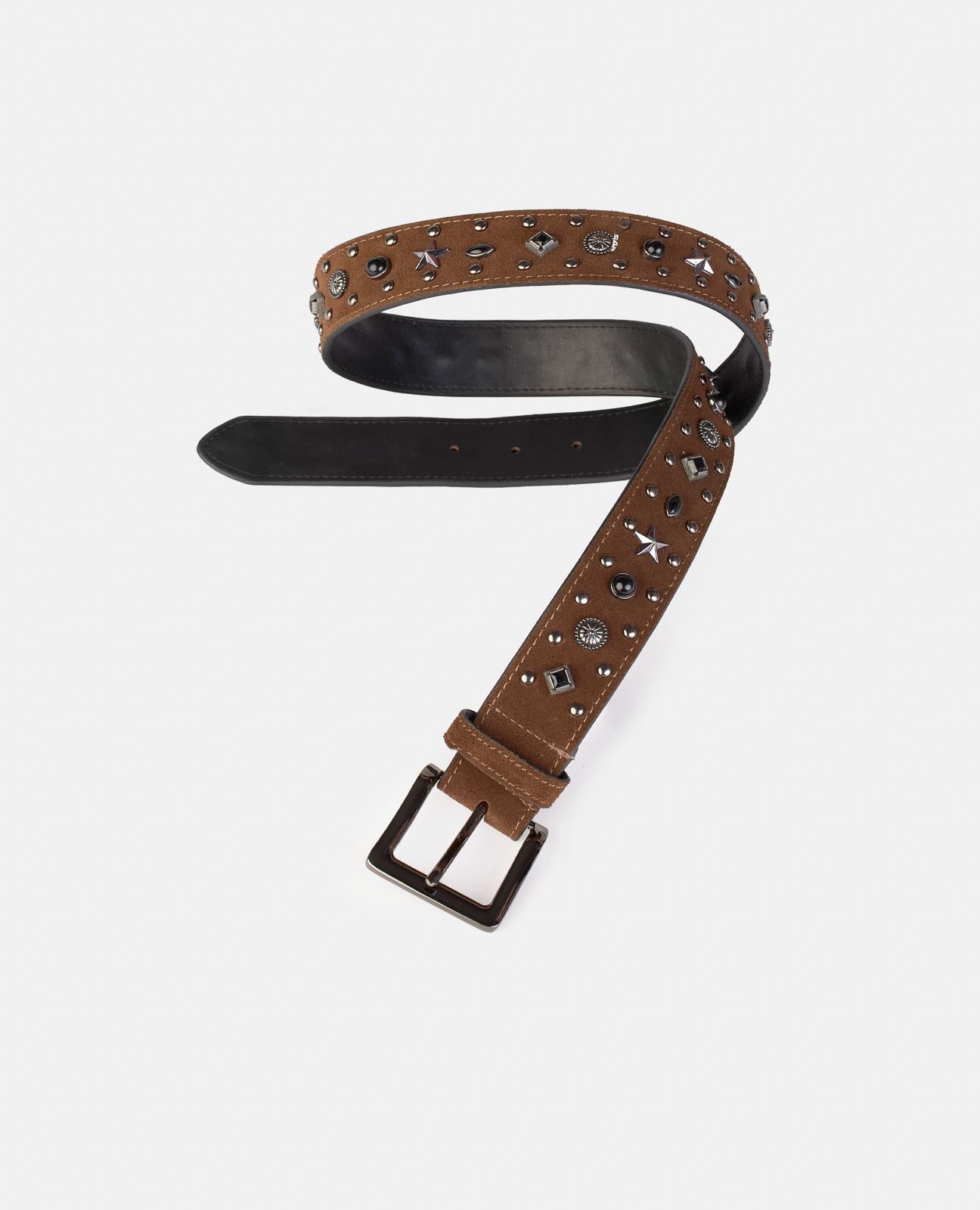 CINTURÓN DETALLE TACHAS