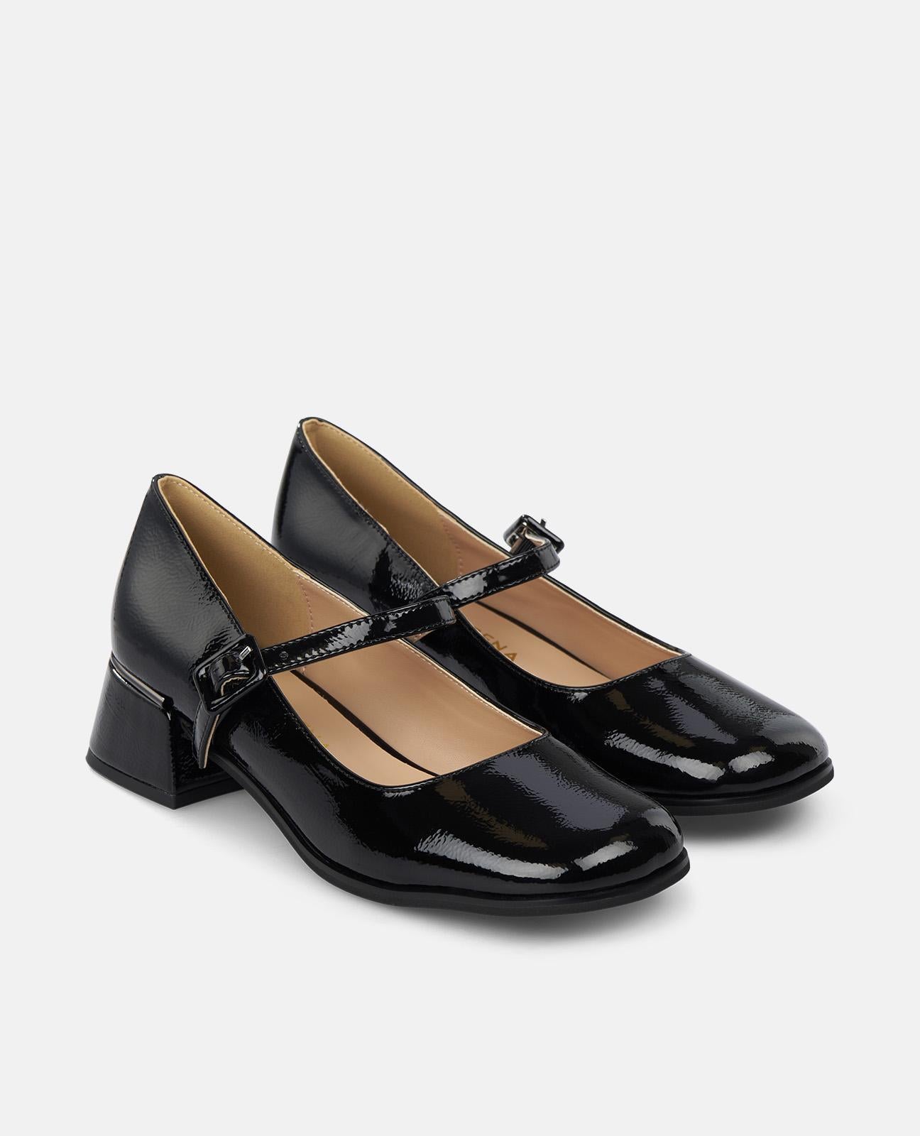 ZAPATO TACÓN BAJO TIRA