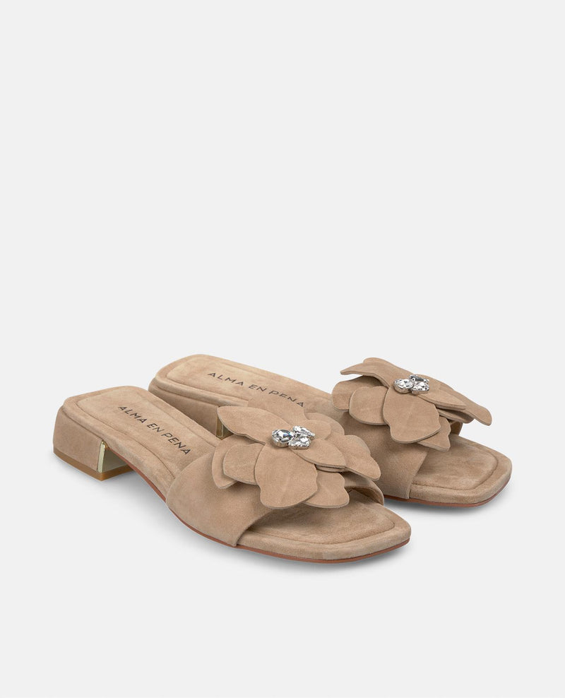 SANDÁLIA TIPO PÁ FLOR