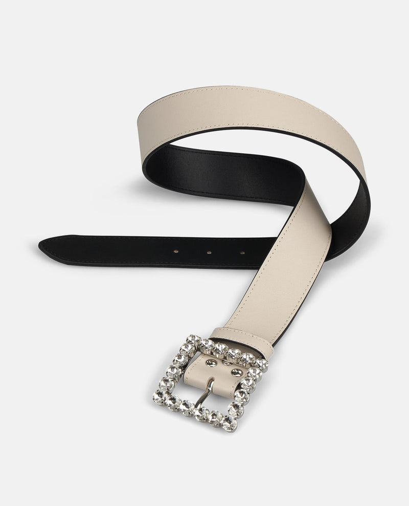 GÜRTEL MIT PERLENSCHNALLE